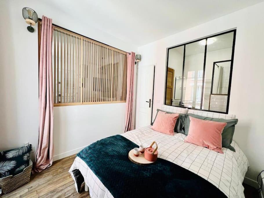 Joli Appartement A 15Min Des Champs Elysee サン・トゥアン エクステリア 写真